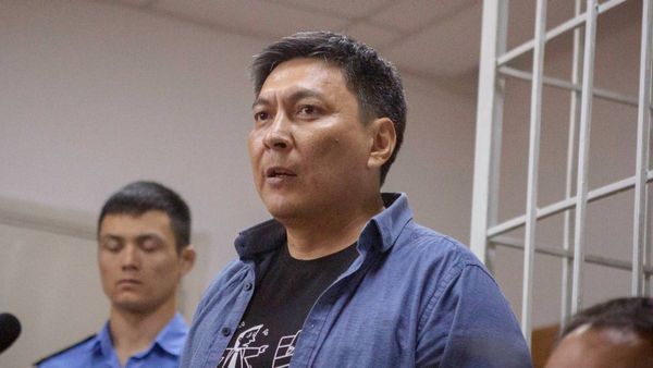 Болота Темирова посадили в самолет, вылетающий в Москву изображение публикации