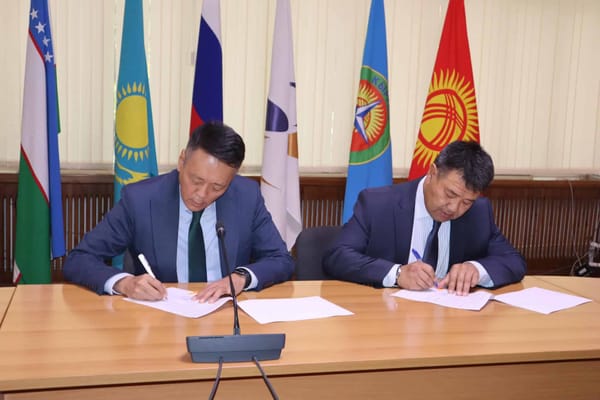 Для защиты интересов предпринимателей институт бизнес-омбудсмена подписал меморандум с Таможенной службой изображение публикации