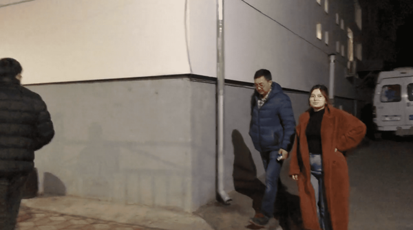 Задержаны журналистка Санрабия Сатыбалдиева и оператор Калыс Аширбеков — у журналистки угроза выкидыша изображение публикации