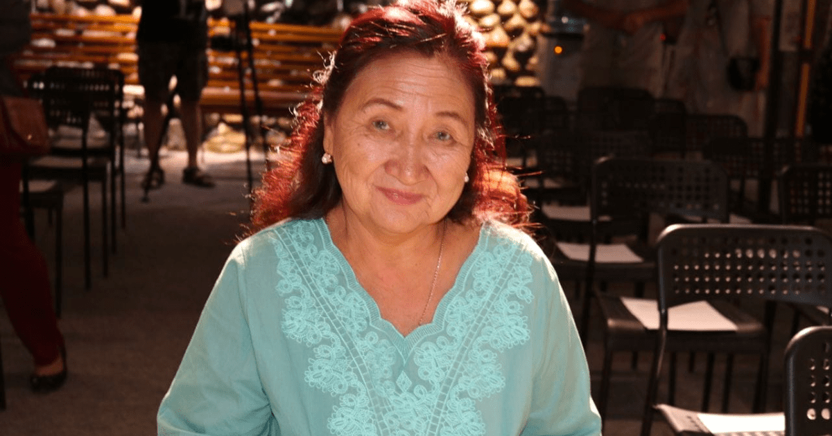 Правозащитницу Азизу Абдирасулову жестко задержали на митинге против передачи Кемпир-Абада изображение публикации