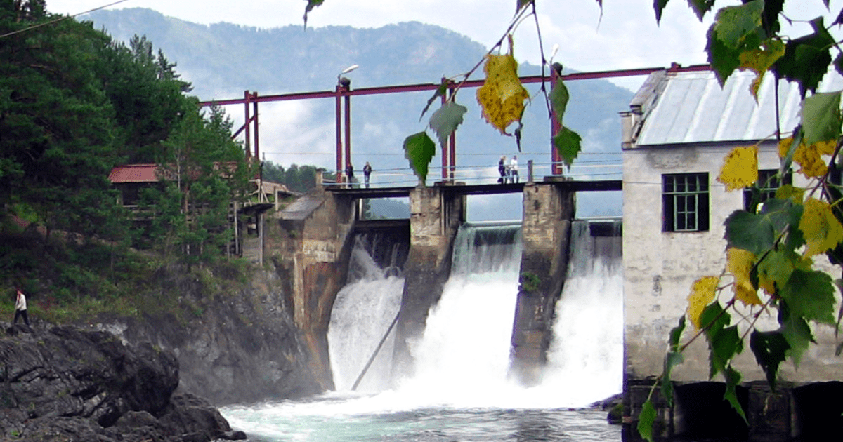 В кабмине предложили упростить и ускорить возведение малых ГЭС изображение публикации