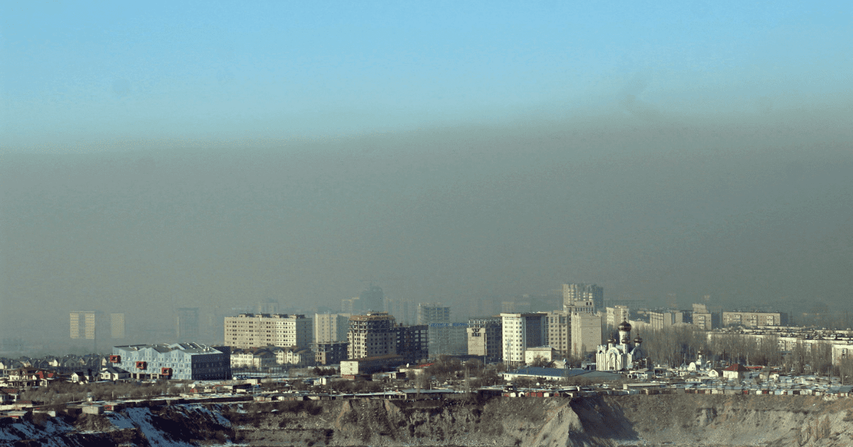 Как можно откладывать вопрос смога, люди умирают — депутаты поспорили из-за грязного воздуха изображение публикации