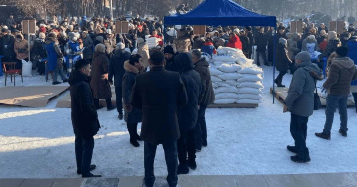 Сахарный монополист бесплатно раздал 9 тонн своей продукции малоимущим изображение публикации