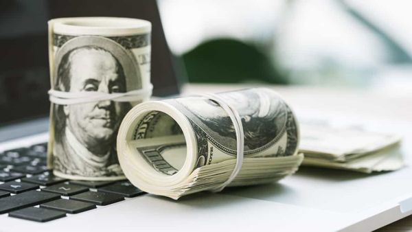 Нацбанк КР вернул регистрацию казахстанскому оператору электронных денег RPS Asia изображение публикации