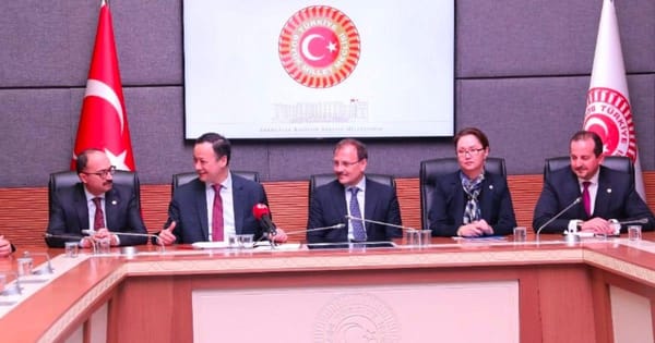 Депутатам Турции презентовали идею Садыра Жапарова обменять внешний долг на «зеленые» проекты изображение публикации