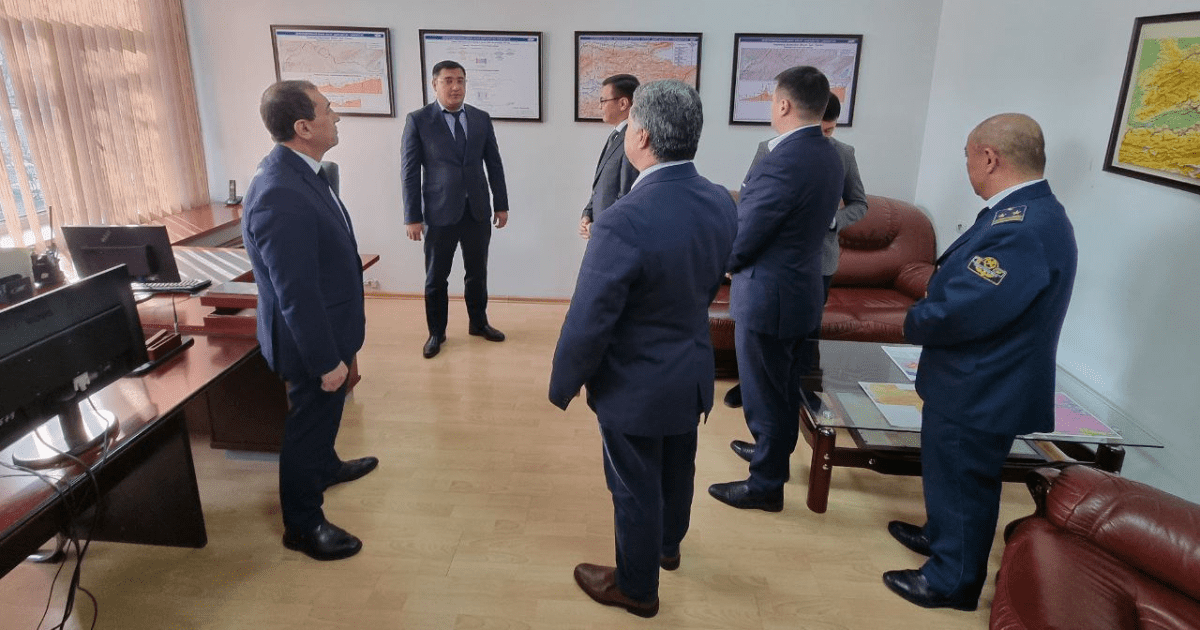 В КР откроется проектный офис железной дороги Китай — Кыргызстан — Узбекистан изображение публикации