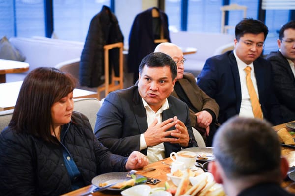 Налоговая служба обсудила с субъектами общепита внедрение ККМ, электронных накладных и счетов-фактур изображение публикации