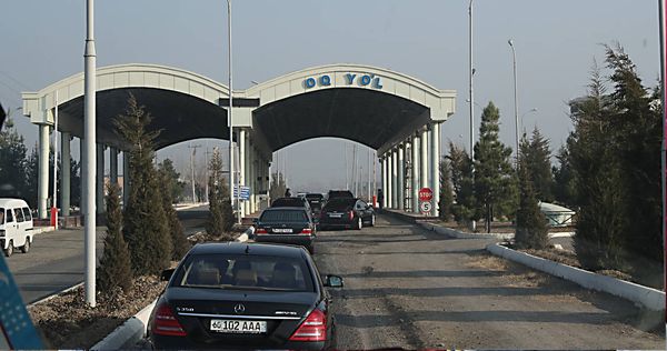 Очередь на КПП «Достук» сделают электронной изображение публикации