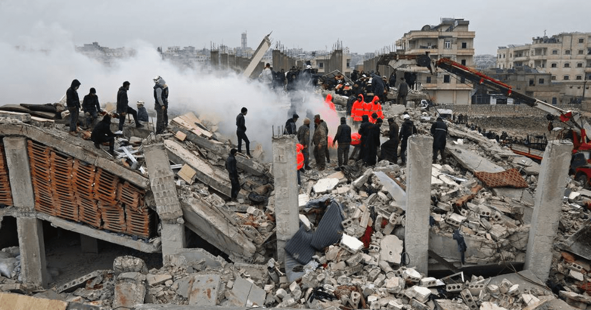 Кыргызстанцы собрали пострадавшим в Турции более 50 млн сомов изображение публикации