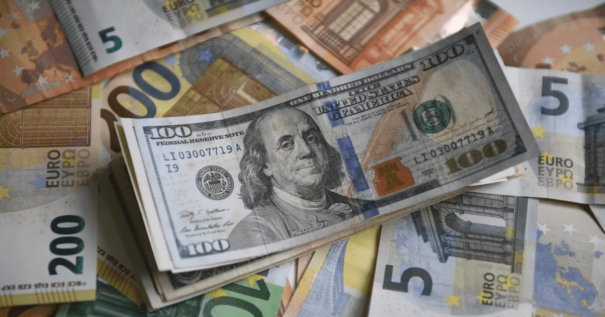 В России предлагают разрешить ввоз до $100 тысяч без декларации изображение публикации