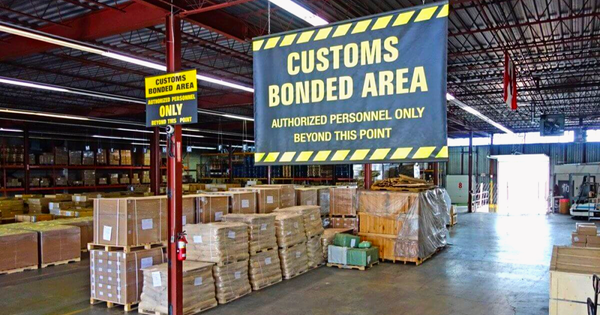 Дастан Бекешев предложил «Кыргызпочтасы» открыть бондовые склады изображение публикации