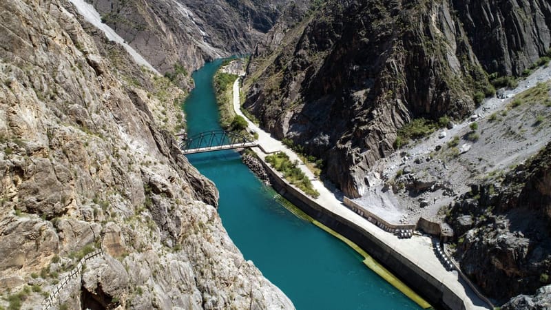 Кыргызстан может экспортировать излишки воды соседям – эксперт изображение публикации