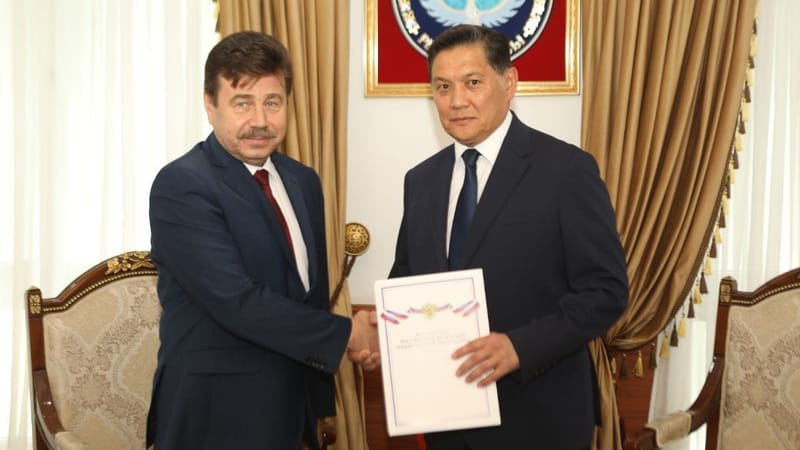 Новым послом РФ в Кыргызстане стал Сергей Вакунов – его принял замглавы МИД Кыргызстана изображение публикации