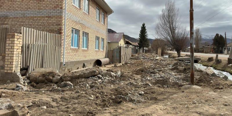В селе Боконбаево снесли объекты, выходящие за красную линию изображение публикации