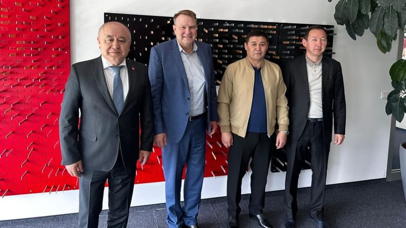Текебаев и Ташиев договорились с немецкой Grenzebach о строительстве завода по производству гипсокартона изображение публикации
