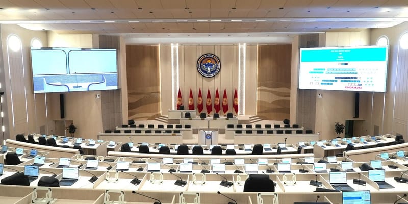 ЦИК КР зарегистрировала 467 кандидатов в 30 округах