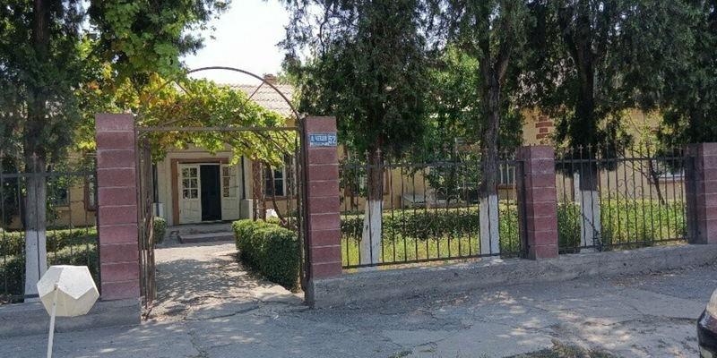 В Манасе государству вернули здание и участок поликлиники стоимостью свыше 113 млн сомов изображение публикации