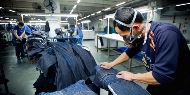 Свыше 4 300 граждан КР в 2025 году получили консультации по трудоустройству в Корею по EPS изображение публикации