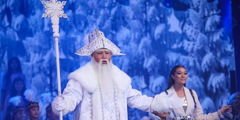 Президентская елка в филармонии имени Т. Сатылганова 19 декабря 2025 года с участием 1 100 детей из регионов Кыргызстана