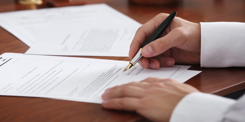 Где искать работу за границей? Список аккредитованных в КР агентств изображение публикации