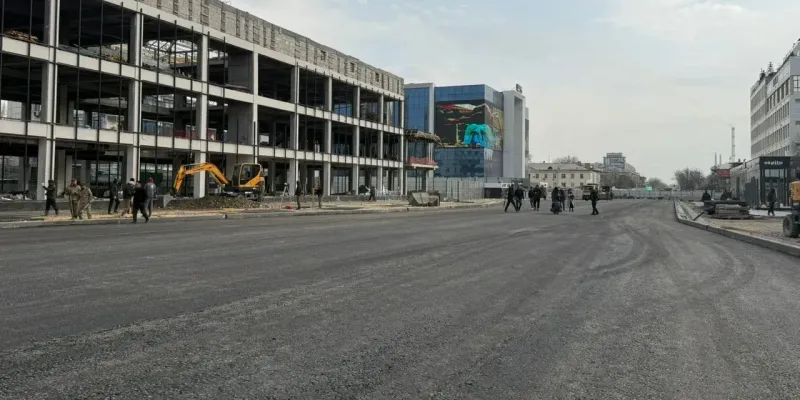 Проспект Чуй по-прежнему закрыт: застройщик Old Bishkek в очередной раз нарушил график