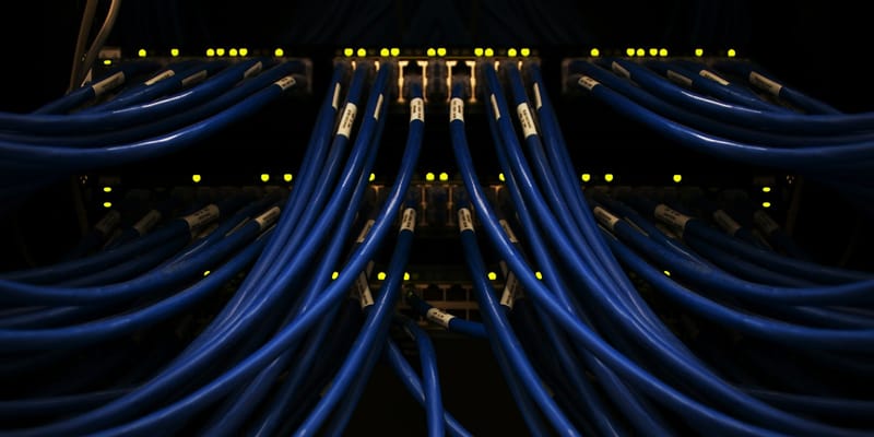 «Аэропорты Кыргызстана» объявили тендер на строительство модульного ЦОДа в «Манасе» за 41 млн сомов