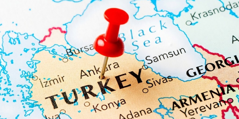 Четырем агентствам вернули право отправлять кыргызстанцев в Турцию на заработки изображение публикации