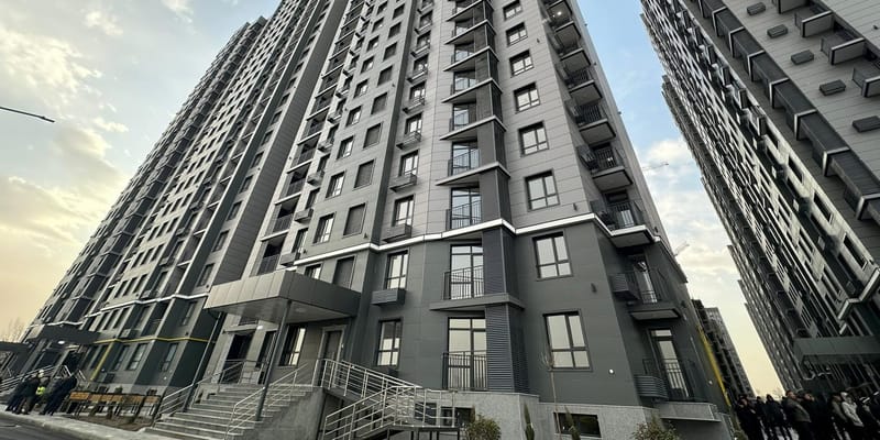 Жапаров объяснил цены на госипотеку и анонсировал переход ГИК на самофинансирование