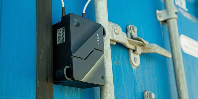 С 11 февраля в КР вводят обязательное навигационное пломбирование алкоголя и табака изображение публикации