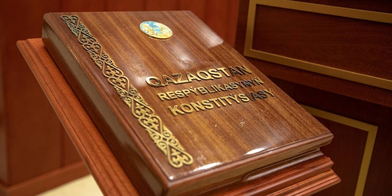 Сильный лидер и влиятельный Курултай: профессор Марат Когамов — о проекте новой Конституции Казахстана