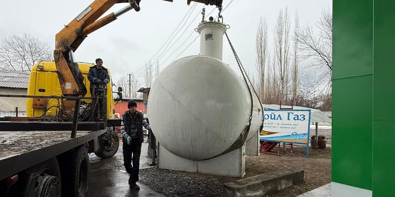 В Гульче демонтировали незаконную автогазовую станцию изображение публикации