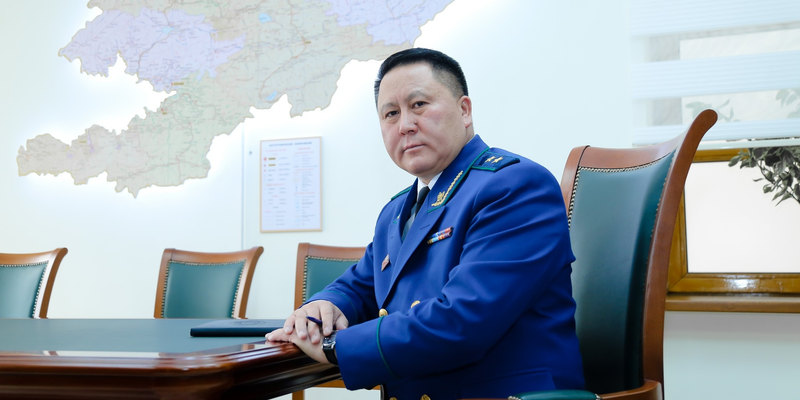 Пятый за месяц: Курманкул Зулушев сдал мандат депутата Жогорку Кенеша изображение публикации