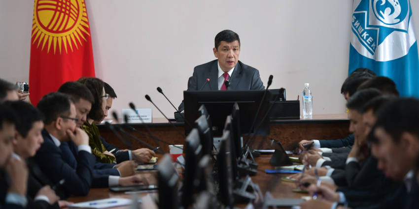 Трое уволены, четверо наказаны: мэр Бишкека подвел итоги проверки Орто-Сайского рынка изображение публикации