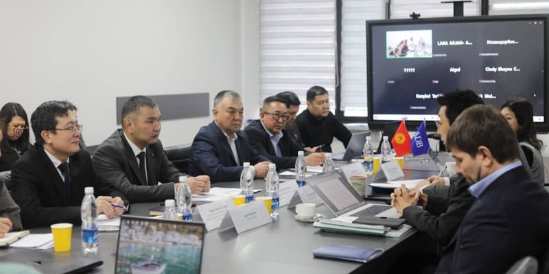 МЧС и АБР обсудили защиту Кыргызстана от оползней изображение публикации