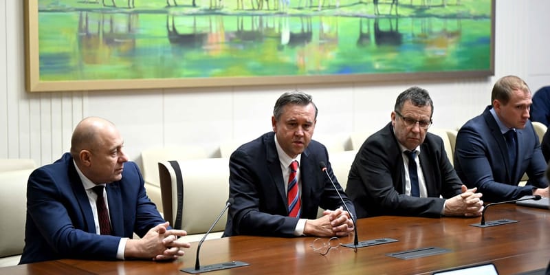 Швейцарская Edelweiss Group AG планирует создать СЭЗ на базе Майлуу-Сууйского лампового завода изображение публикации