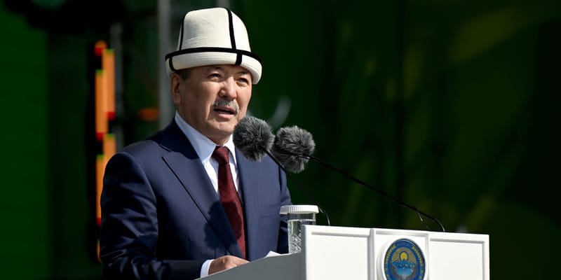 С 1 апреля рост зарплат в Кыргызстане затронет 200 тысяч бюджетников — Касымалиев изображение публикации