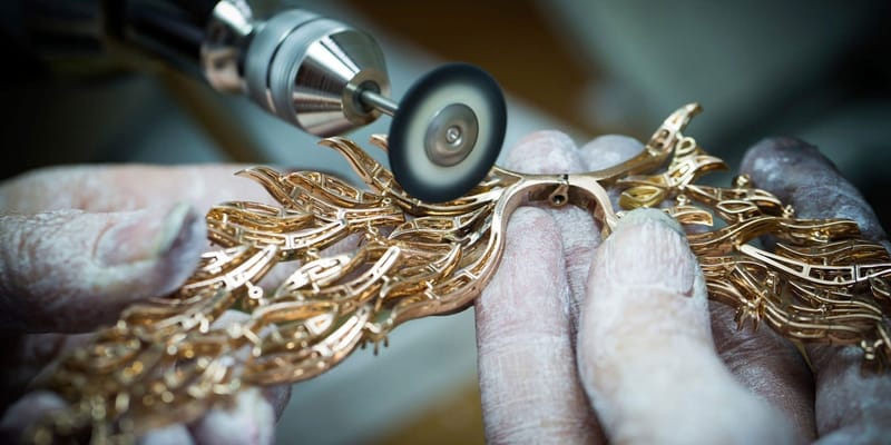 Ювелиры Кыргызстана смогут покупать золото со скидкой 2% и в рассрочку изображение публикации