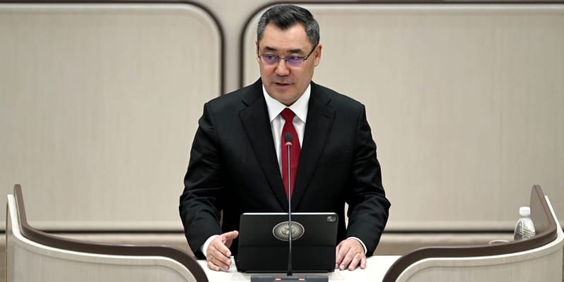 Садыр Жапаров признал кураторство ГКНБ над судами в прошлом и пообещал «сажать за звонки»