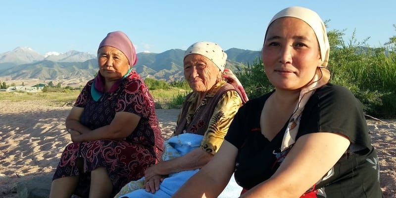 Гендерный портрет к 8 Марта: на быт кыргызстанки тратят в 15 раз больше времени, чем на отдых изображение публикации