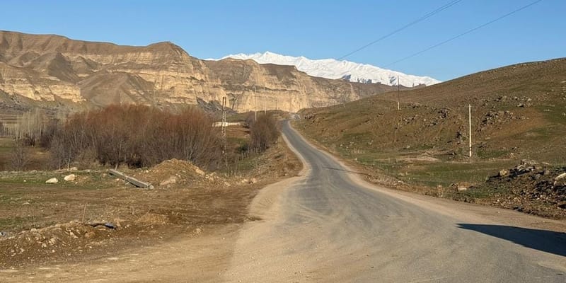 В Токтогульском районе заасфальтируют 53 километра дороги до села Беш-Таш изображение публикации