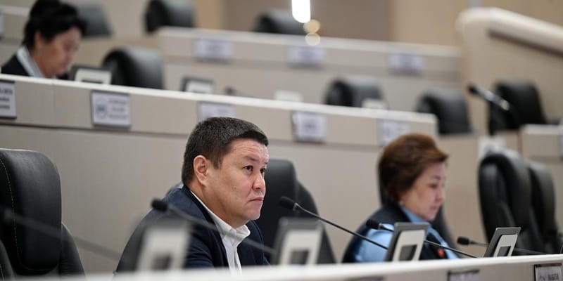 В Кыргызстане предложили создать Школу молодых кадров для госслужбы — подробности изображение публикации