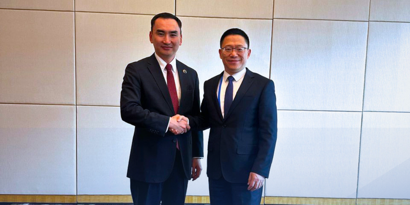 Кыргызстан и Китай обсудили капитал Банка развития ШОС и инвестиции в ГЭС