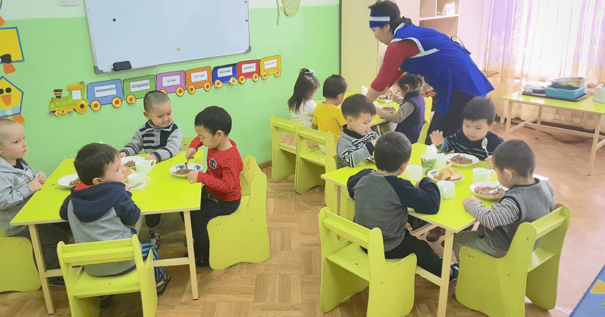 У поставщика товаров в детские сады вымогали откат в 10% за перечисление денег. ВИДЕО