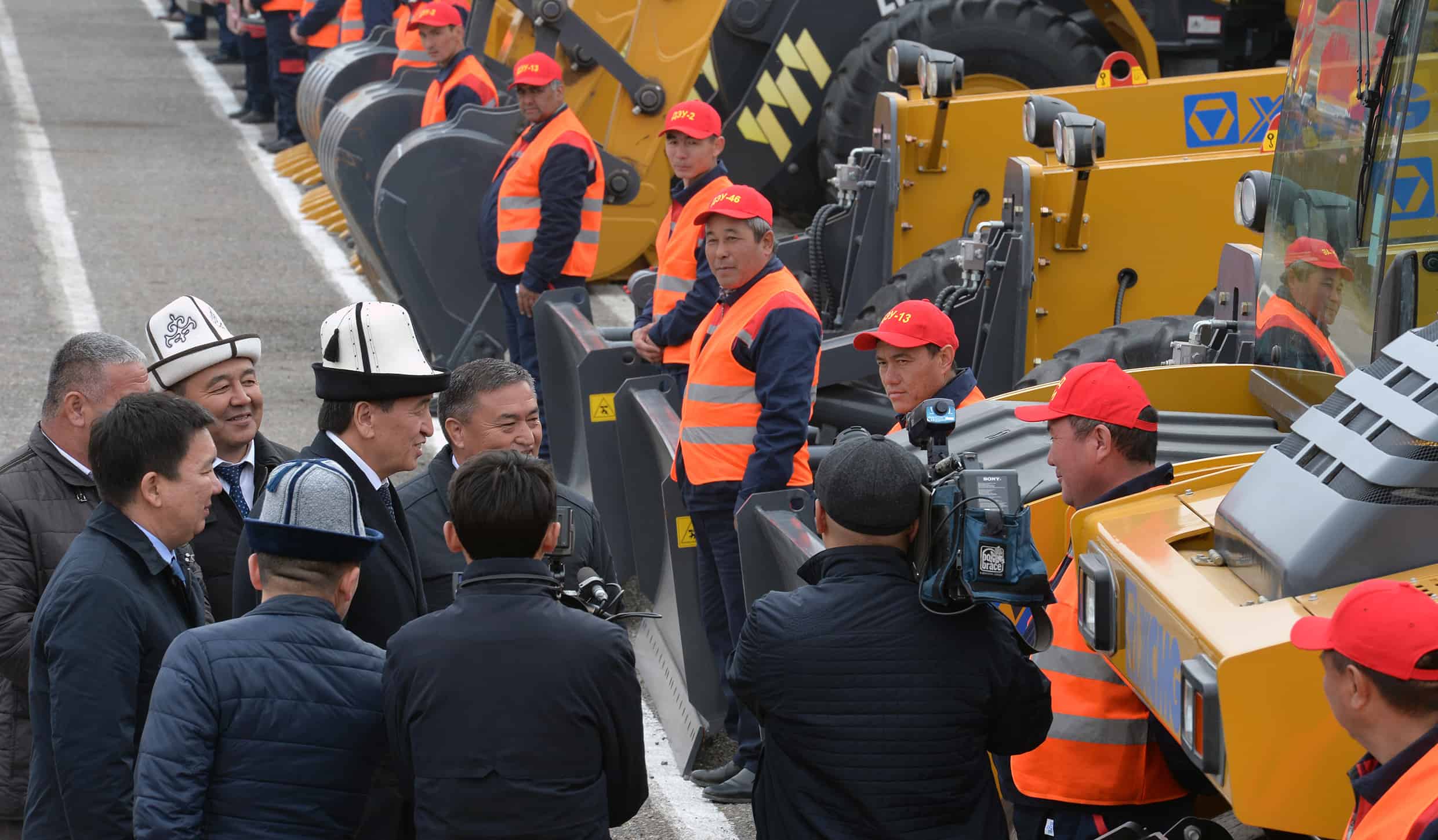 В промзоне Баткена строят 6 крупных предприятий. В том числе логистический центр, стекольный и железобетонный заводы