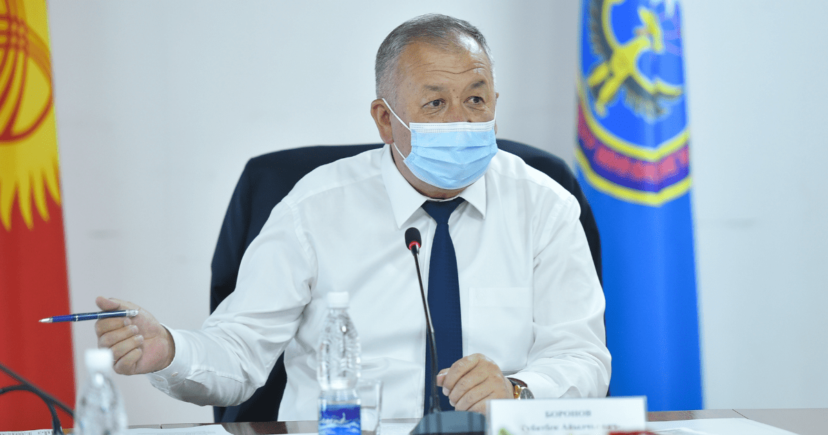 Боронов, как и Жээнбеков, переложил на глав регионов ответственность за COVID-19