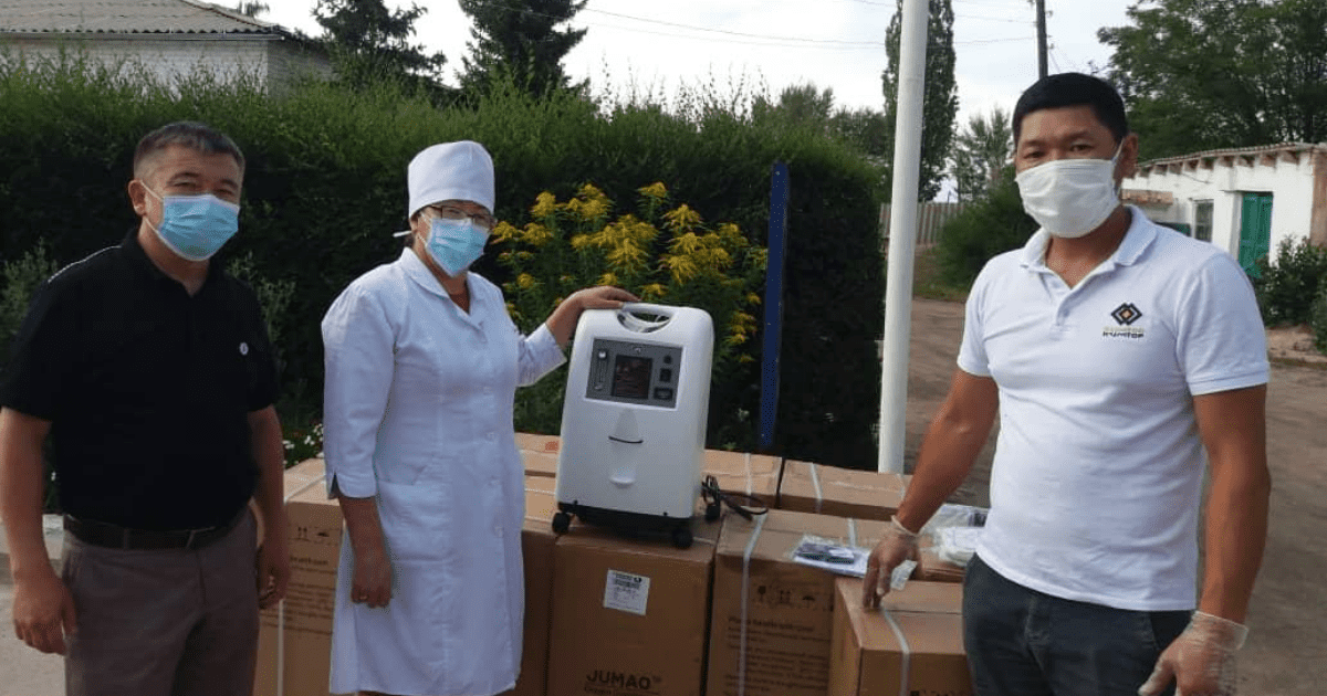 «Кумтор» закупил 90 кислородных концентраторов для Иссык-Кульской области