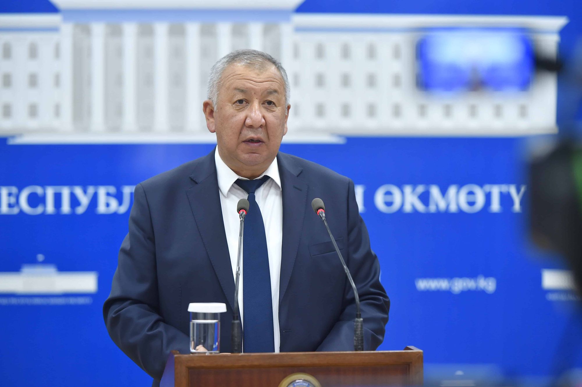 Малый бизнес с товарооборотом до 8 млн сомов на год освободят от налогов – Боронов