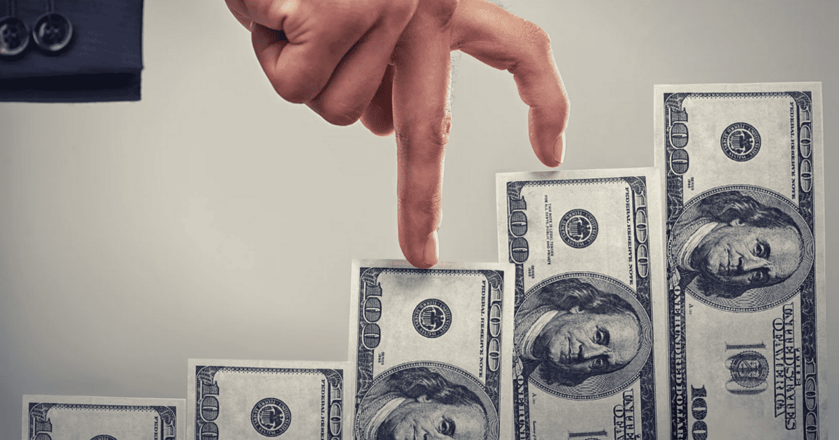 Новая интервенция. Нацбанк потратил еще $28 млн на сдерживание доллара