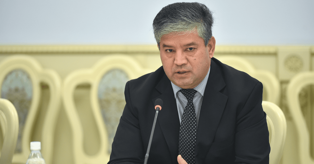 Вице-премьер Сабиров призвал операторов связи эффективно использовать радиочастоты, а не «держать» ограниченный ресурс