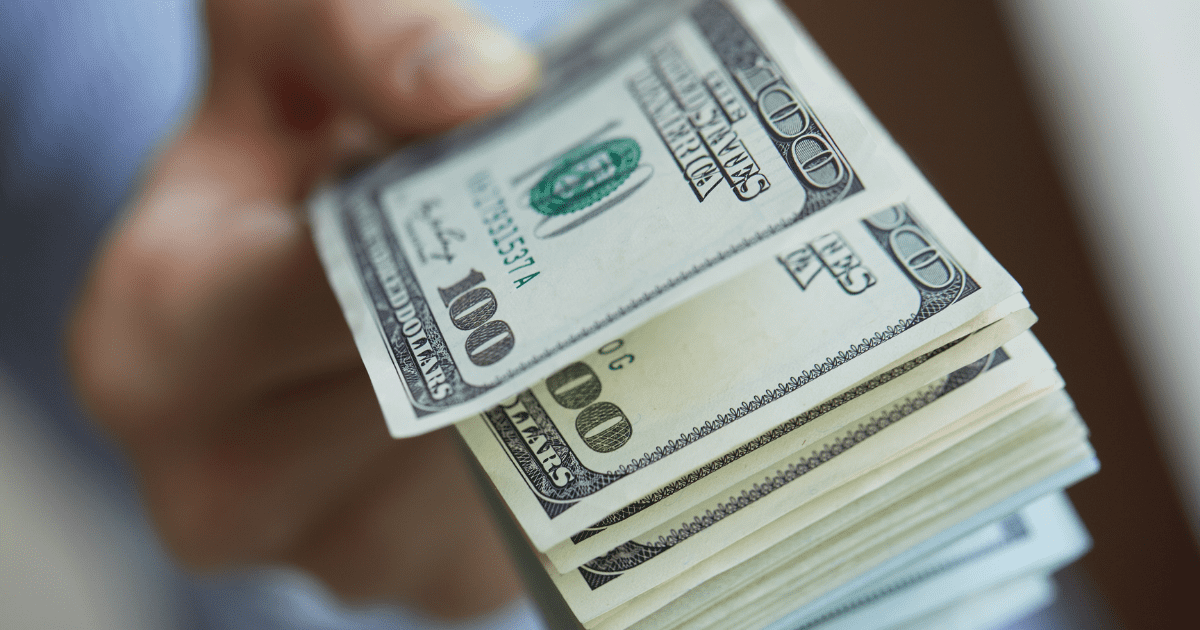 Прямые иностранные инвестиции в КР почти  на 60% состоят из реинвестированной прибыли